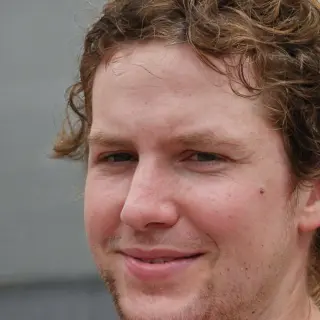 Autor Konrad Juszczek